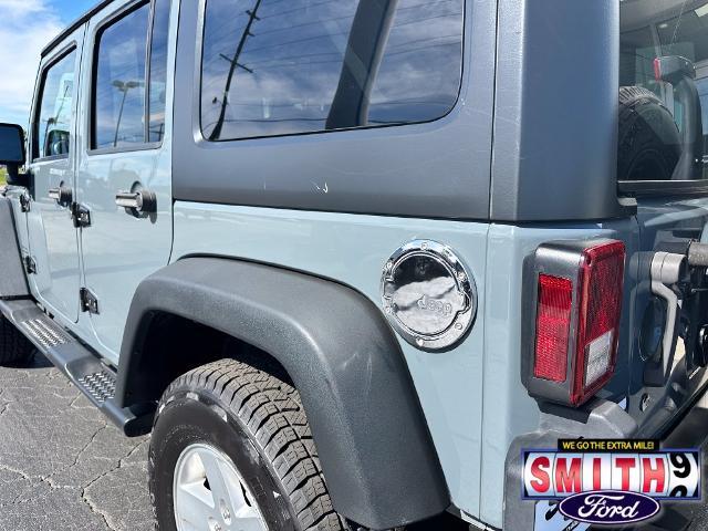 2015 Jeep Wrangler - $12,914