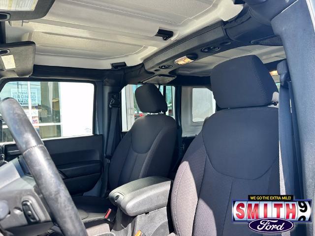 2015 Jeep Wrangler - $12,914