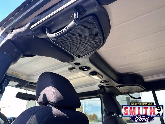 2015 Jeep Wrangler - $12,914