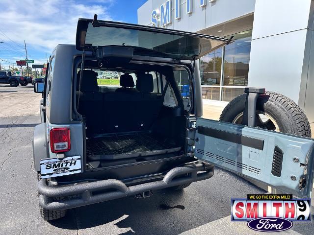 2015 Jeep Wrangler - $12,914