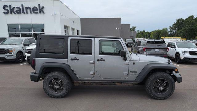 2017 Jeep Wrangler Unlimited Sport