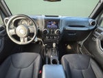 2015 Wrangler Unlimited Thumbnail 24