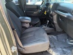 2015 Wrangler Unlimited Thumbnail 15