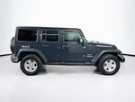 2017 Wrangler Unlimited Thumbnail 25