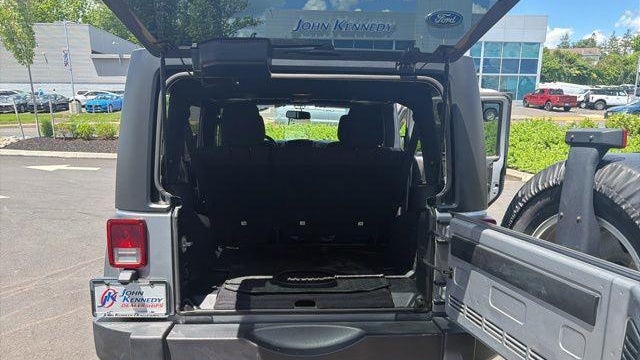 2017 Jeep Wrangler Unlimited Sport