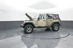 2017 Wrangler Unlimited Thumbnail 36