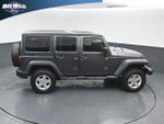 2017 Wrangler Unlimited Thumbnail 16