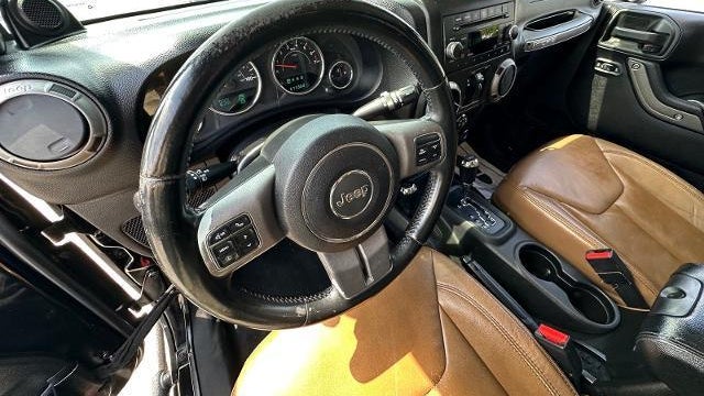 2013 Jeep Wrangler Unlimited Sahara