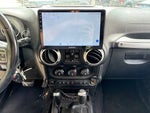 2016 Wrangler Unlimited Thumbnail 22