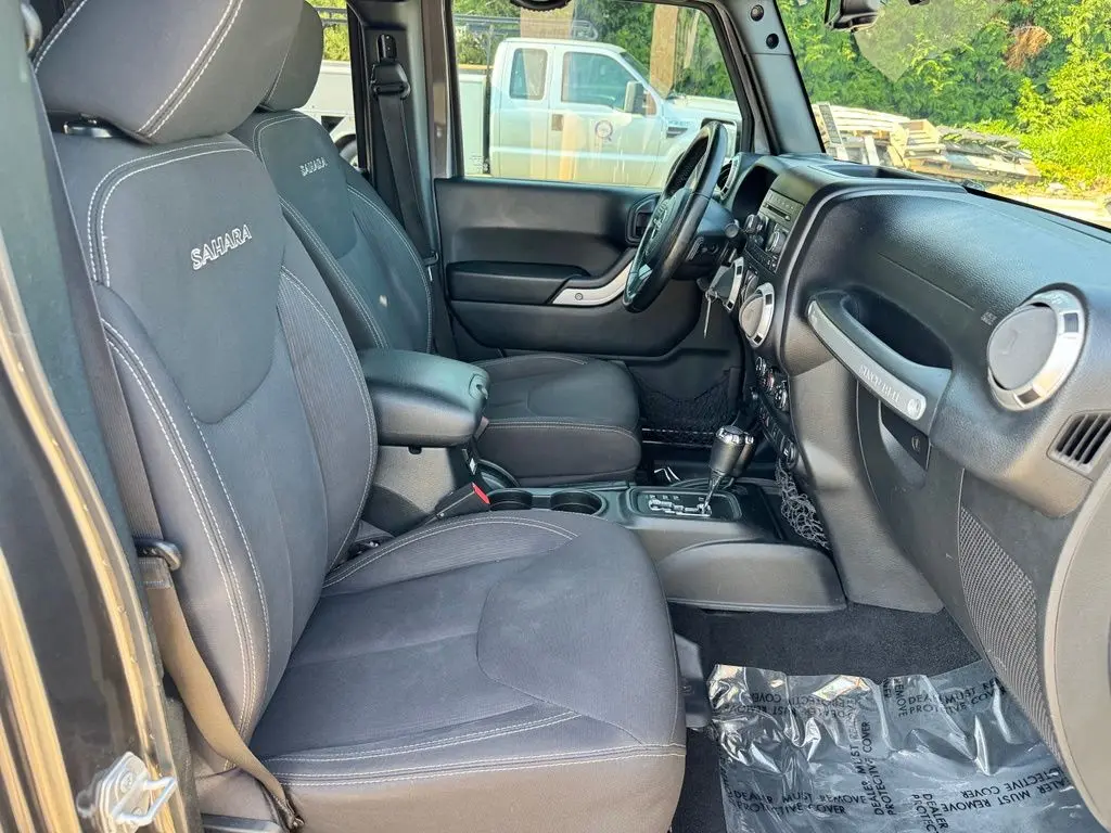 2017 Jeep Wrangler - $18,794