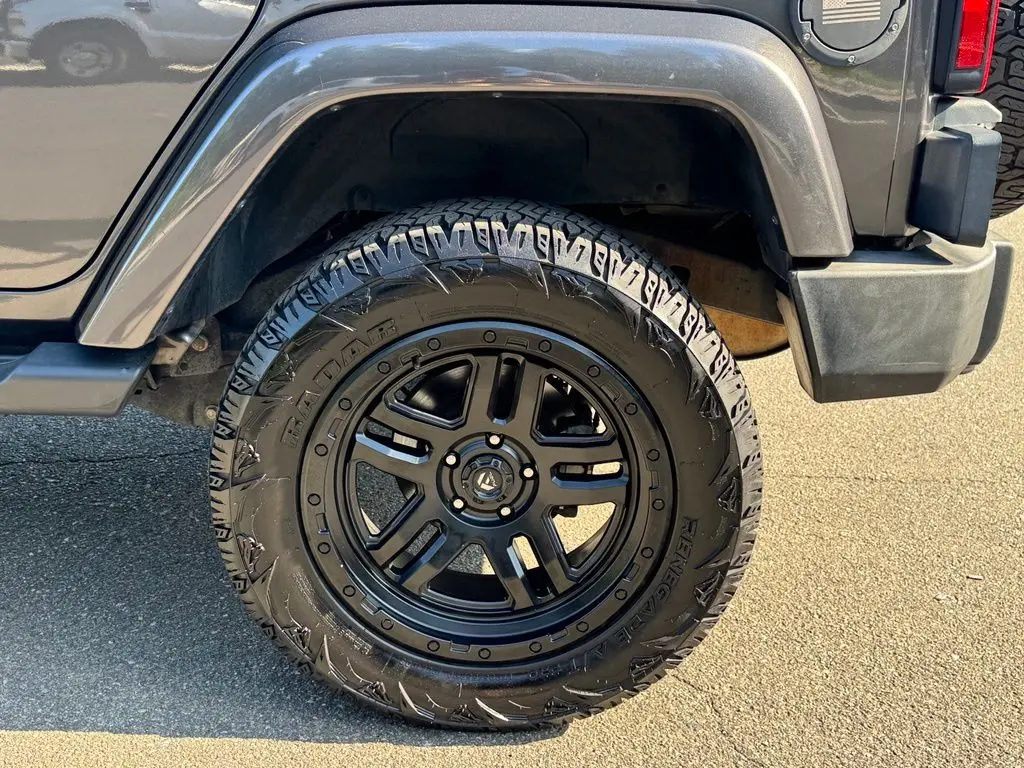 2017 Jeep Wrangler - $18,794