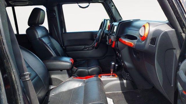 2012 Jeep Wrangler Unlimited Sahara