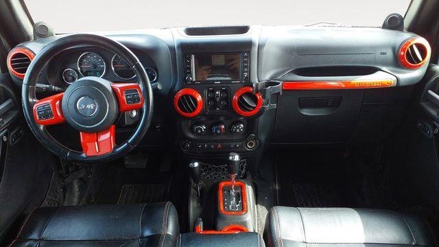 2012 Jeep Wrangler Unlimited Sahara
