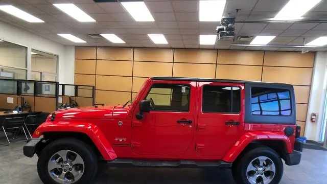 2017 Jeep Wrangler Unlimited Sahara