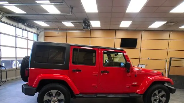 2017 Jeep Wrangler Unlimited Sahara