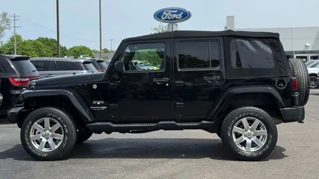 2018 Jeep Wrangler JK Unlimited Sahara