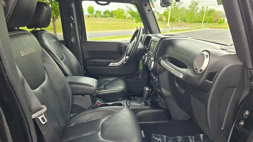 2016 Jeep Wrangler Unlimited Sahara 75th Anniversary