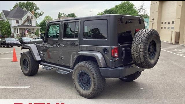 2018 Jeep Wrangler JK Unlimited Sahara