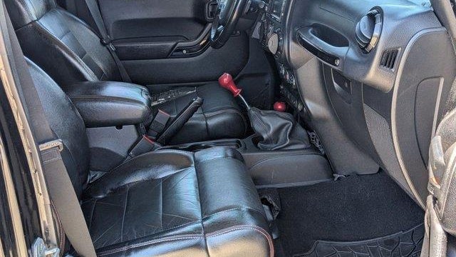2012 Jeep Wrangler Unlimited Sahara