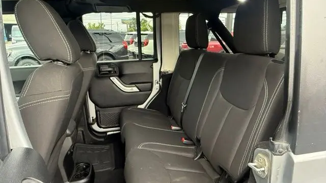2016 Jeep Wrangler Unlimited Sahara 75th Anniversary