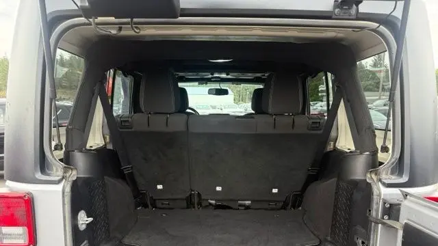 2016 Jeep Wrangler Unlimited Sahara 75th Anniversary