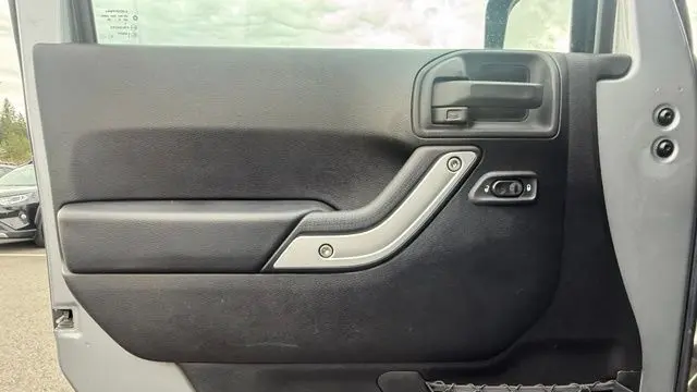 2016 Jeep Wrangler Unlimited Sahara 75th Anniversary