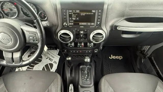 2016 Jeep Wrangler Unlimited Sahara 75th Anniversary