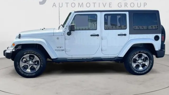 2018 Jeep Wrangler JK Unlimited Sahara