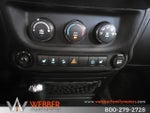 2017 Wrangler Unlimited Thumbnail 19