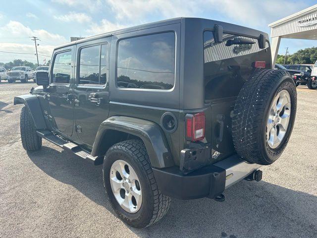 2015 Jeep Wrangler - $17,938