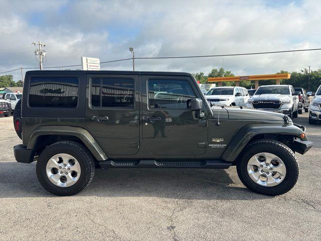 2015 Jeep Wrangler - $17,938