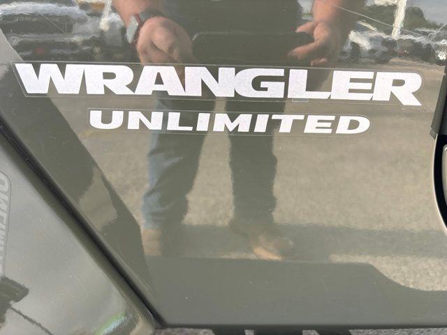 2015 Jeep Wrangler - $17,938