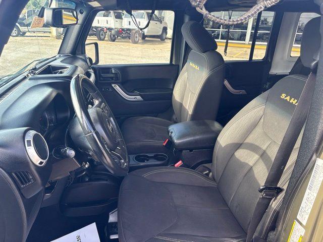 2015 Jeep Wrangler - $17,938