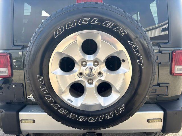 2015 Jeep Wrangler - $17,938