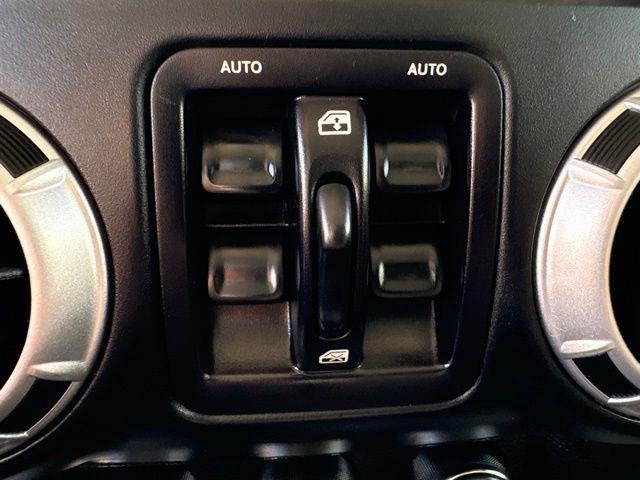 2015 Jeep Wrangler - $17,938