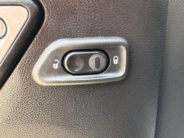 2015 Jeep Wrangler - $17,938