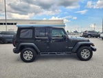 2017 Wrangler Unlimited Thumbnail 3