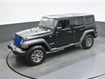 2017 Wrangler Unlimited Thumbnail 13