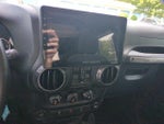 2017 Wrangler Unlimited Thumbnail 23