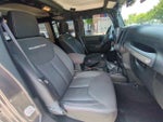 2017 Wrangler Unlimited Thumbnail 32