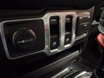 2018 Wrangler Thumbnail 22