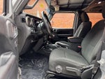 2018 Wrangler Thumbnail 23