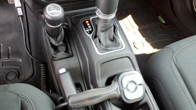 2019 Jeep Wrangler Sport