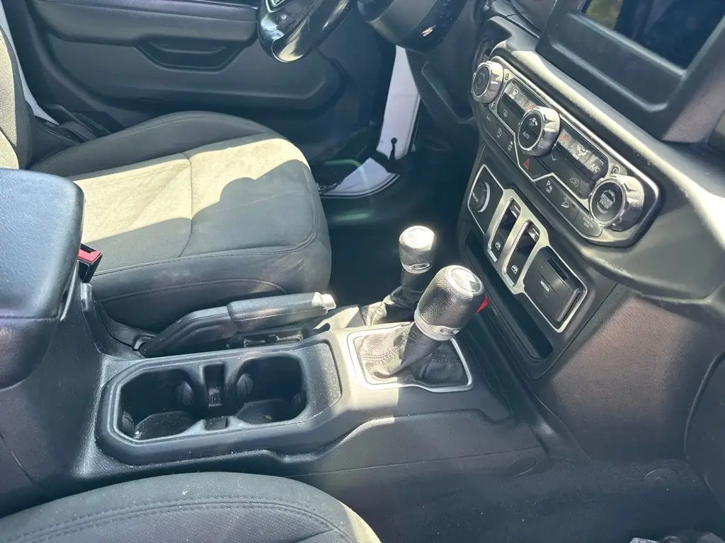 2019 Jeep Wrangler - $19,300