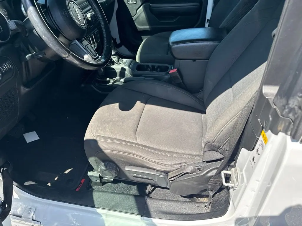 2019 Jeep Wrangler - $19,300