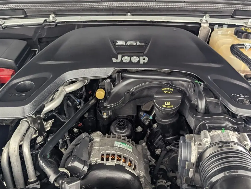 2019 Jeep Wrangler - $19,300