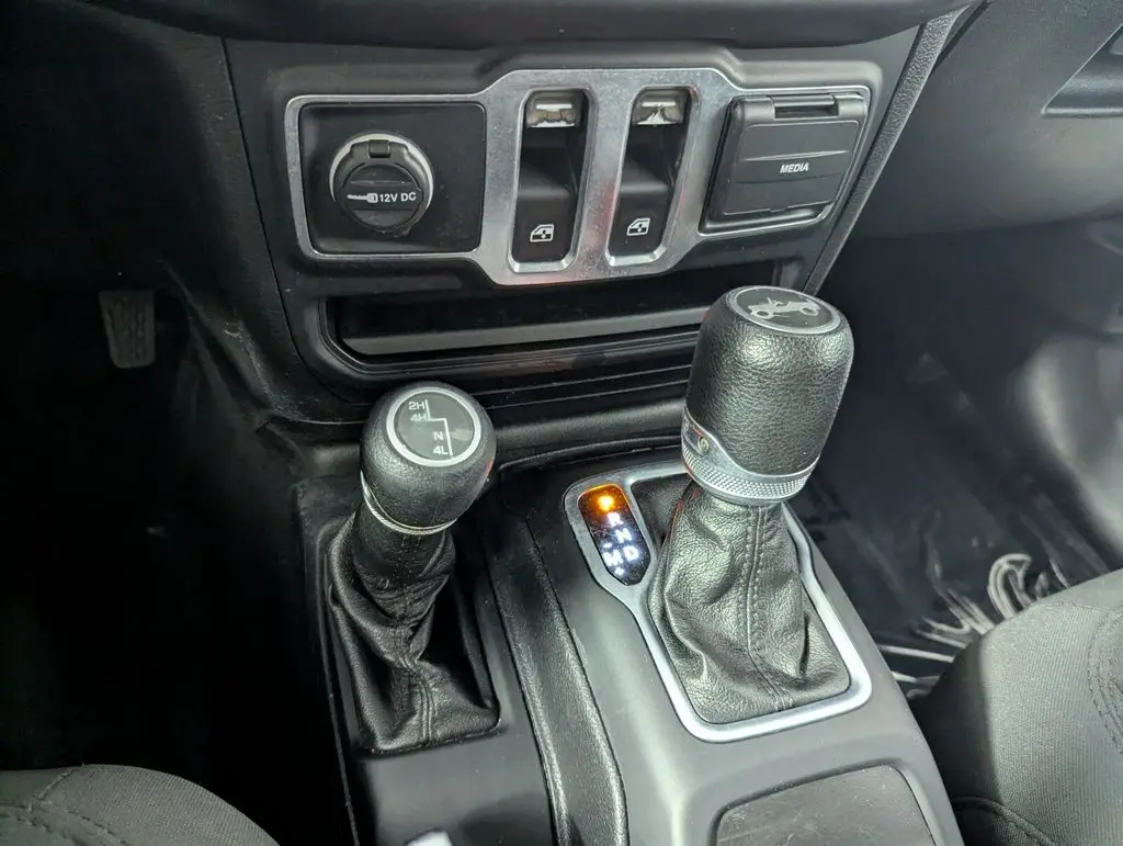 2019 Jeep Wrangler - $19,300