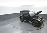 2022 Wrangler Thumbnail 37