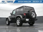 2020 Wrangler Thumbnail 37
