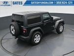 2020 Wrangler Thumbnail 39